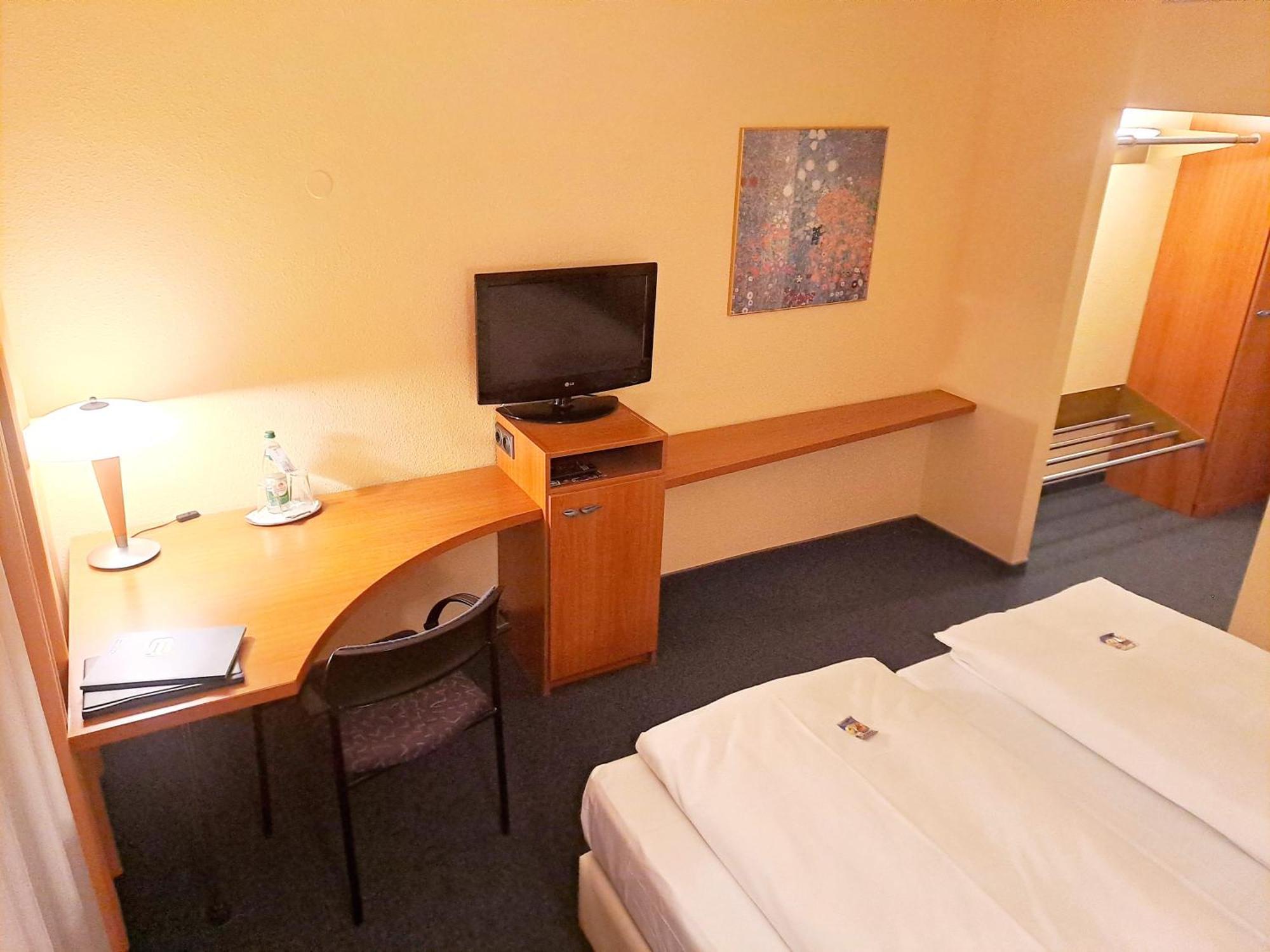בינדלבאך Transmar Travel Hotel מראה חיצוני תמונה