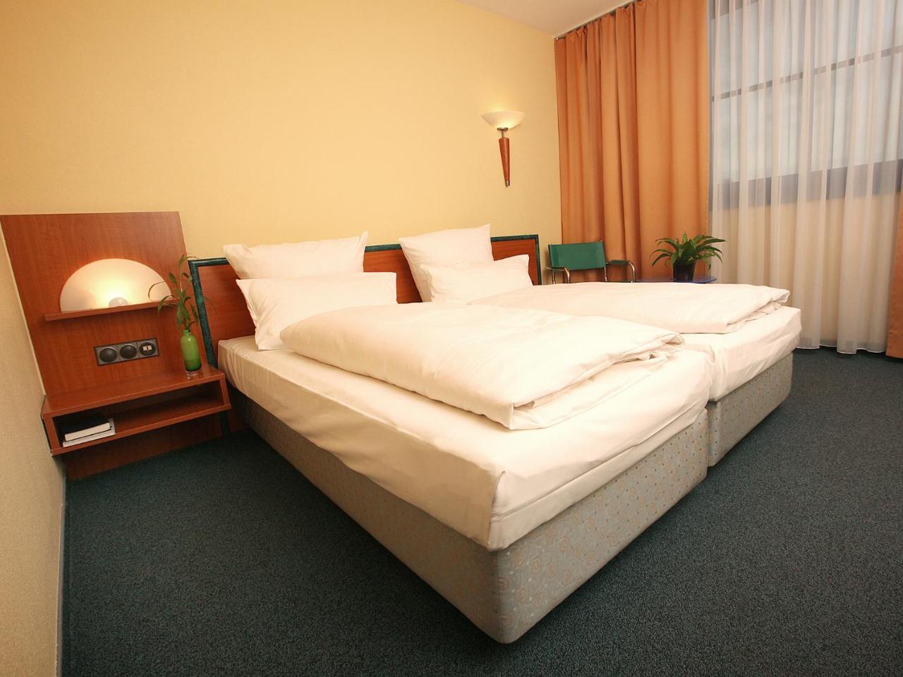 בינדלבאך Transmar Travel Hotel מראה חיצוני תמונה